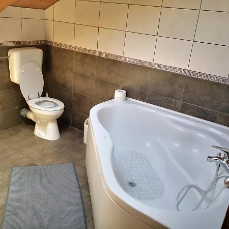 Endi 2 Biograd Na Moru